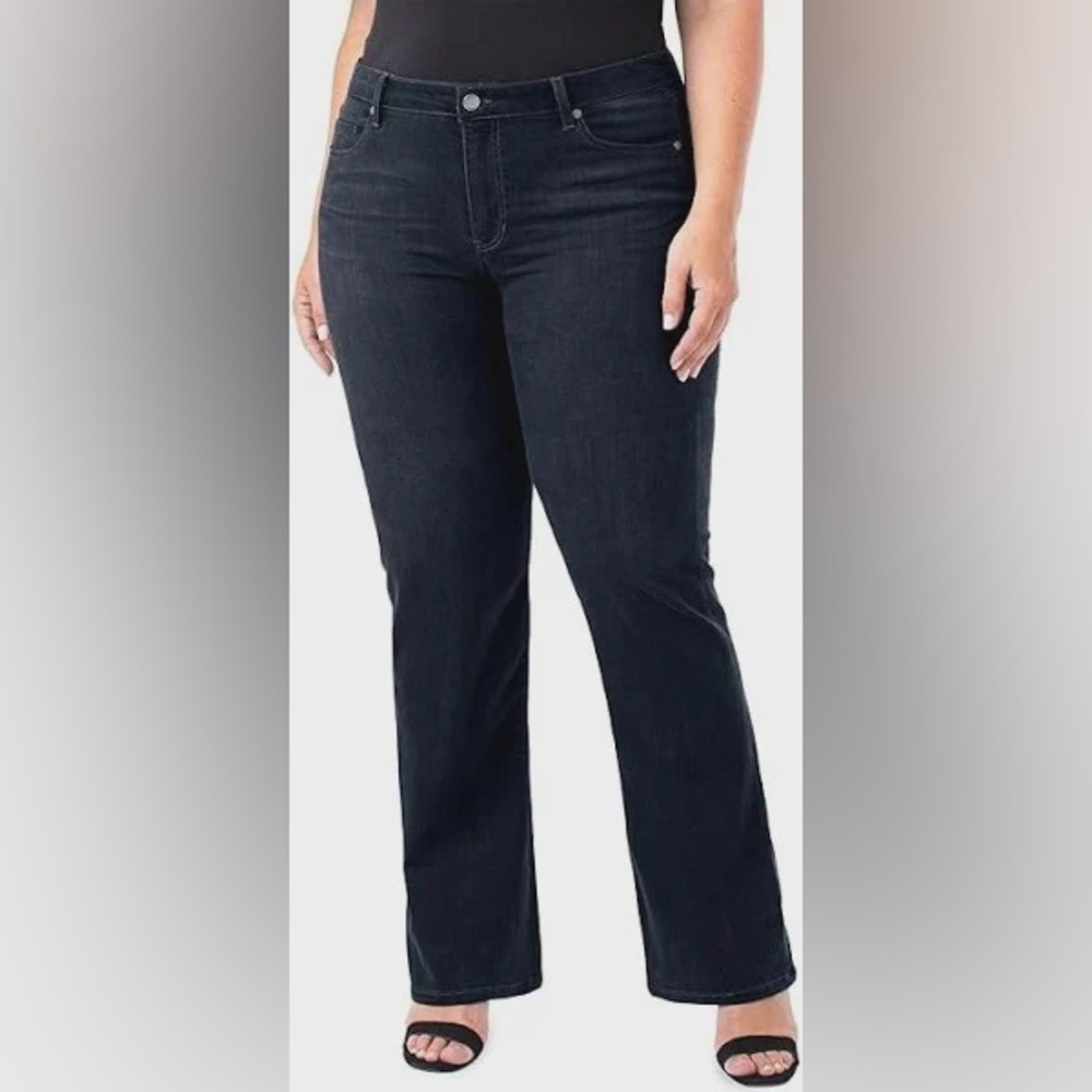 Liverpool Jeans Company • Bootcut Jeans